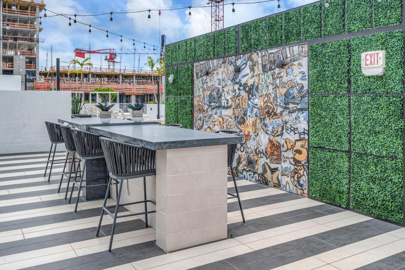 Charming Apt In The Heart Of Downtown With Free Parking Miami Kültér fotó